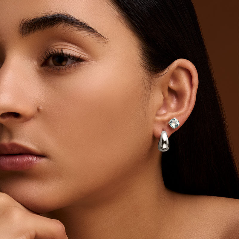 Solitaire Stud, Blue Topaz, Silver