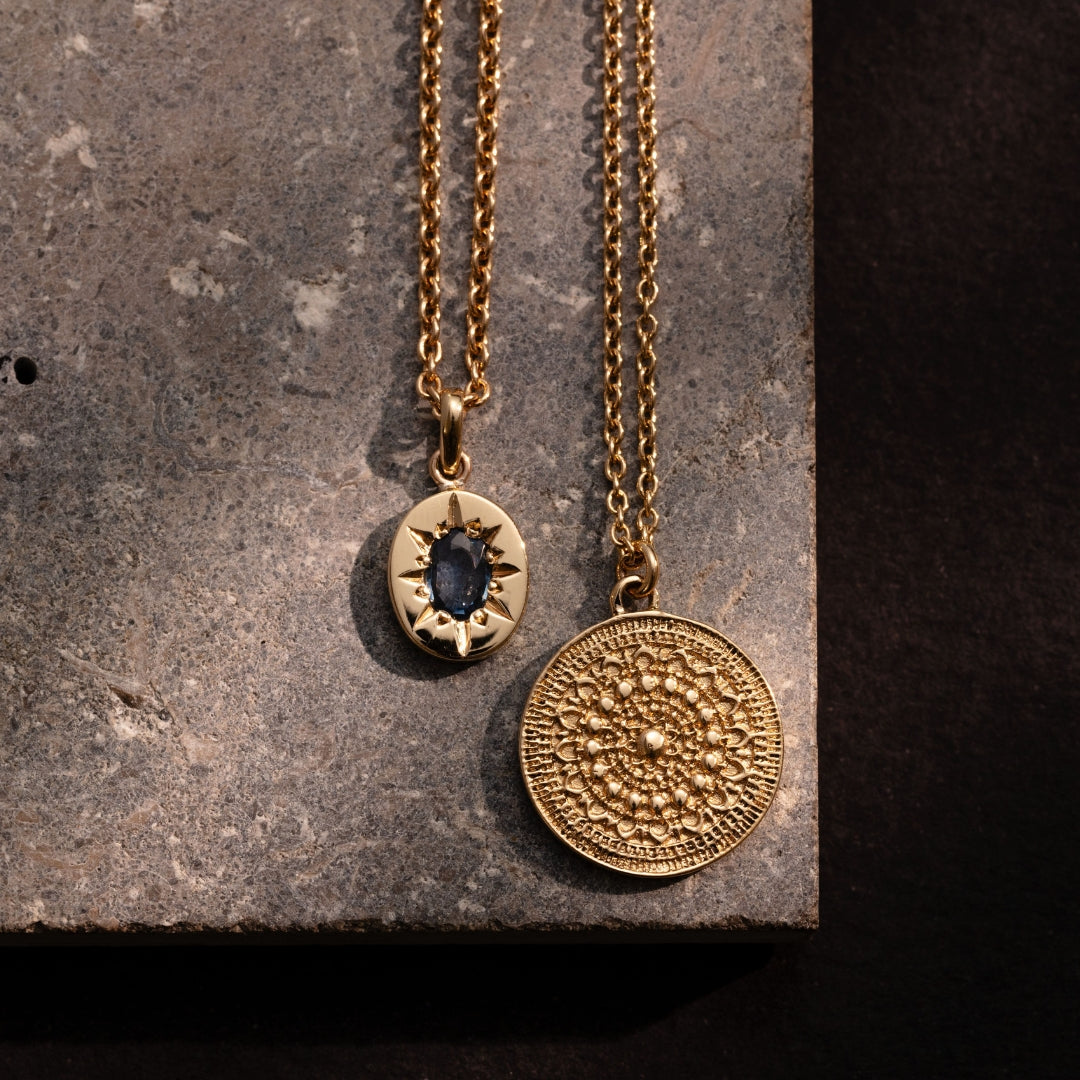 Supernova Necklace, Blue Sapphire, 9kt Yellow Gold