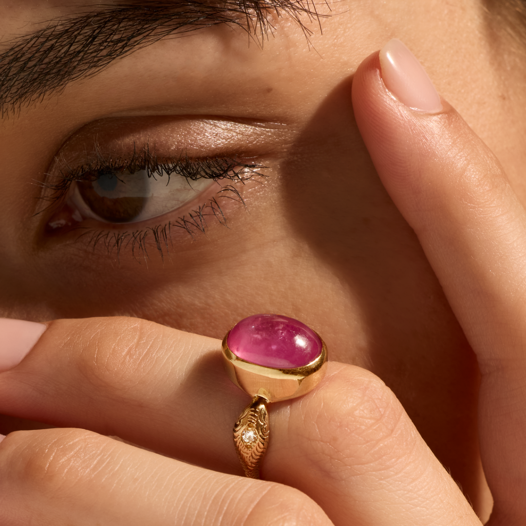 Serpent Ring, Pink Sapphire, 9kt Yellow Gold