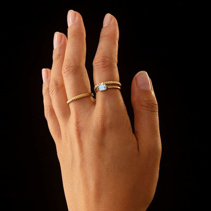 Baguette Ring, Blue Topaz, 9kt Yellow Gold