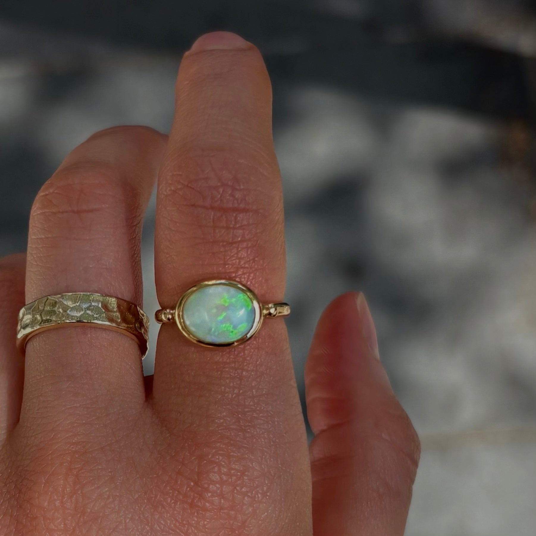 Pippa Ring, White Opal, 9kt Yellow Gold