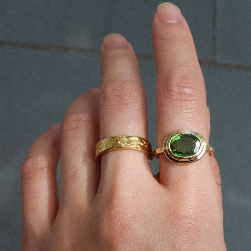 Era Ring, Green Tourmaline, 9kt Yellow Gold