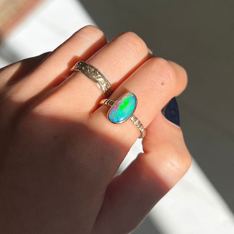 Linea Ring, Lightning Ridge Opal, 9kt Yellow Gold