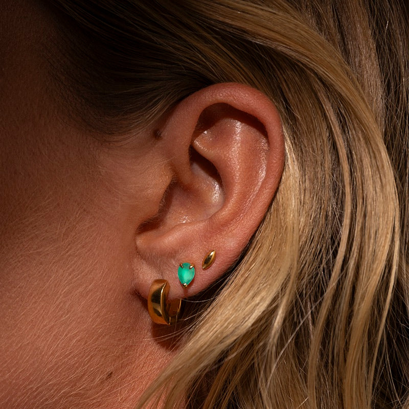 Teardrop Stud, Green Onyx, Gold