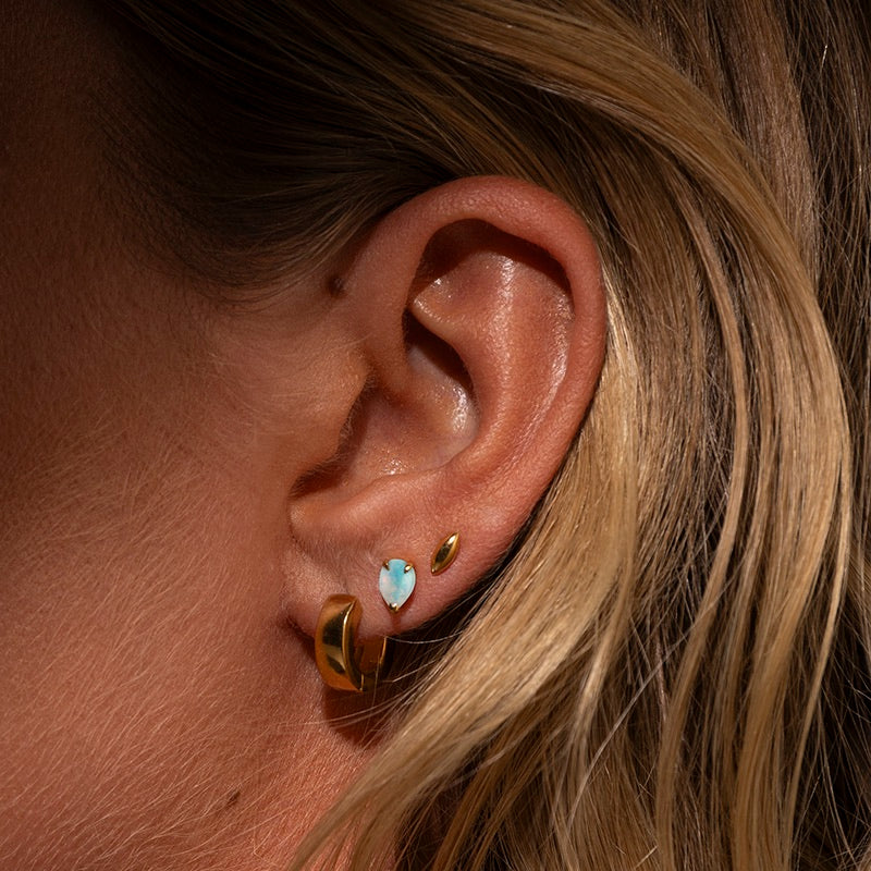 Teardrop Stud, White Opal, 9kt Yellow Gold