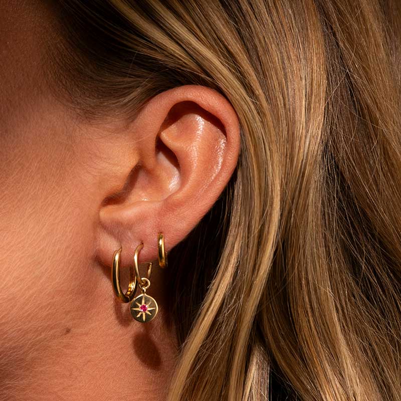 Supernova Hoop, Ruby, 9kt Yellow Gold