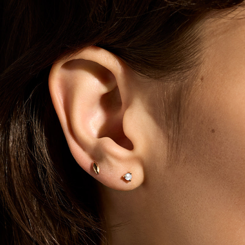 Tiny Stud, Pearl, 9kt Yellow Gold