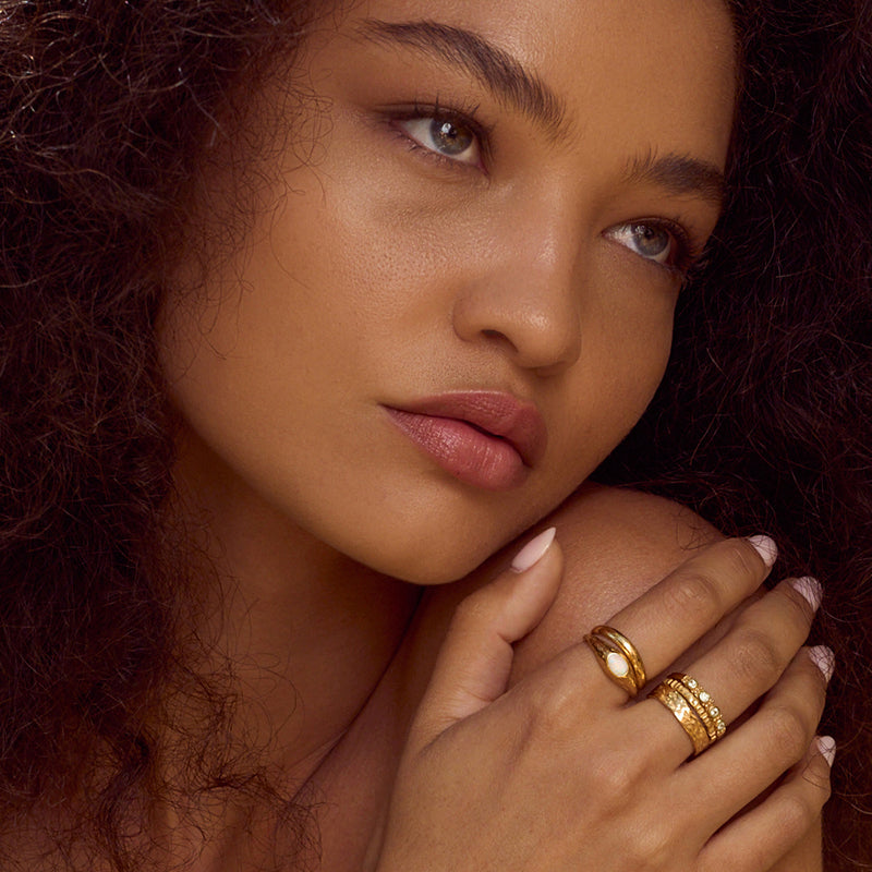 Aurelia Ring, White Opal, Gold
