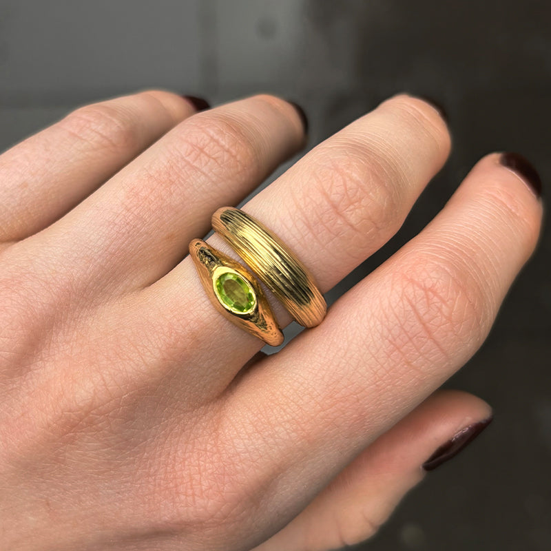 Aurelia Ring, Peridot, Gold