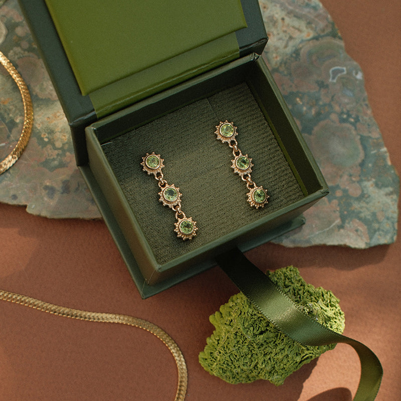 Cascading Soleil Stud, Peridot, Gold