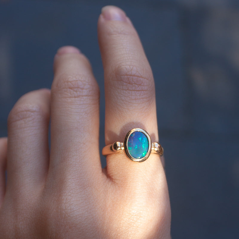 Elektra Ring, Crystal Opal, 9kt Yellow Gold