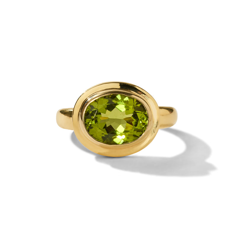 Greco Ring, Peridot, 9kt Yellow Gold