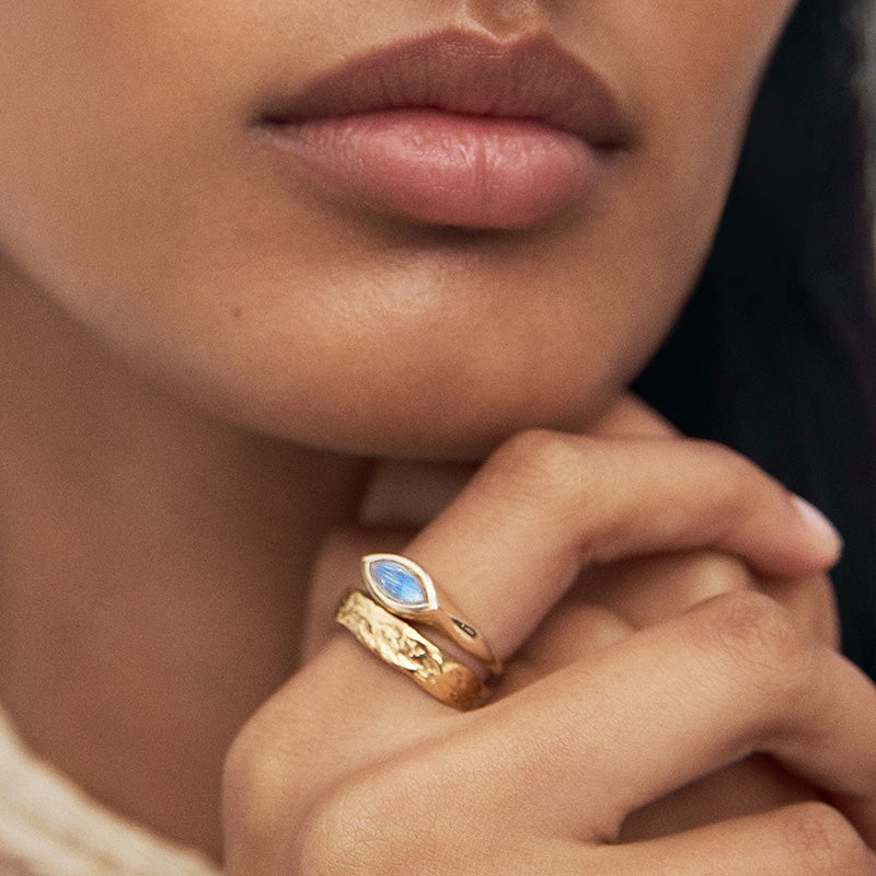 Iris Ring, Rainbow Moonstone, 9kt Yellow Gold