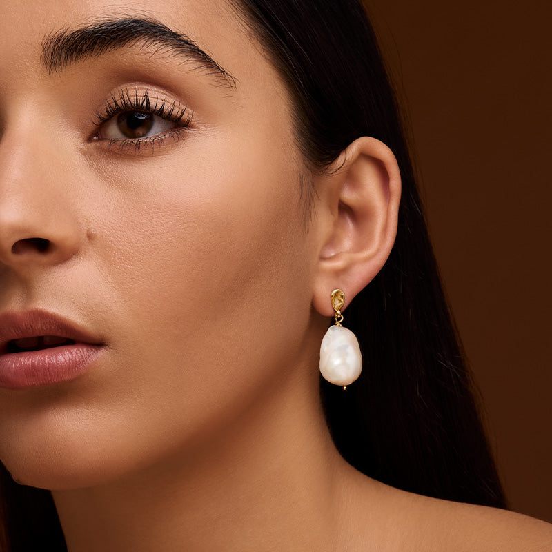 Keshi Stud, Baroque Pearl, 9kt Yellow Gold