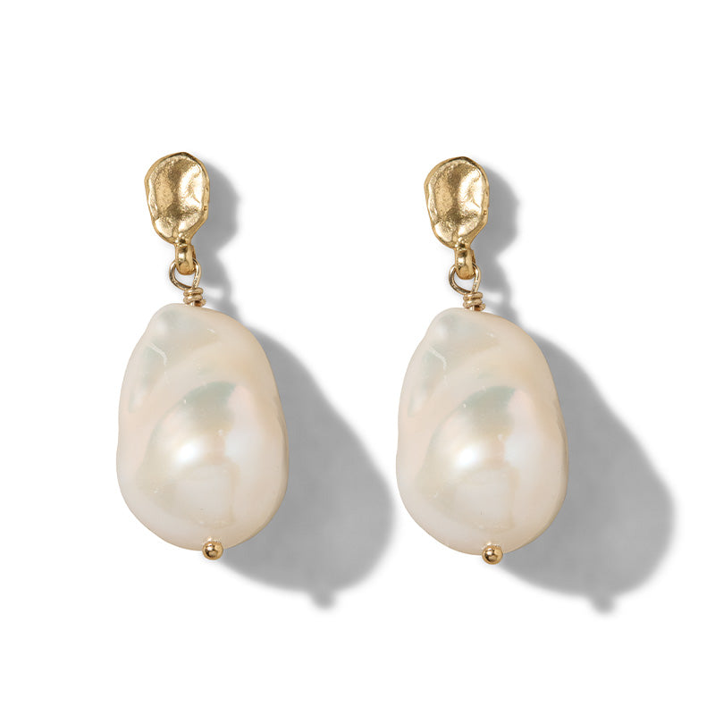 Keshi Stud, Baroque Pearl, 9kt Yellow Gold