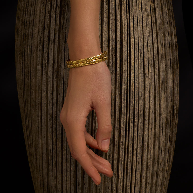 Linea Cuff, Gold