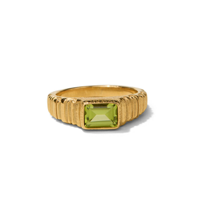 Linea Ring, Peridot, Gold