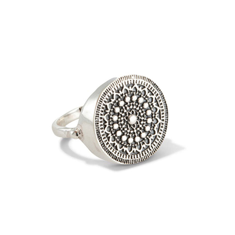 Medallion Ring, Silver