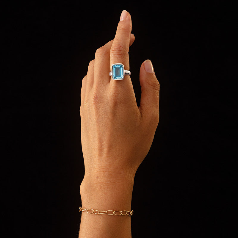 Milos Ring, Blue Topaz, Silver