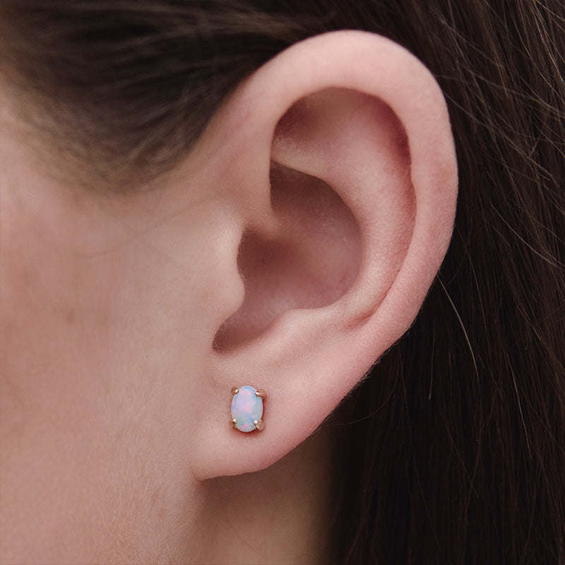 Oval Stud, White Opal, Gold