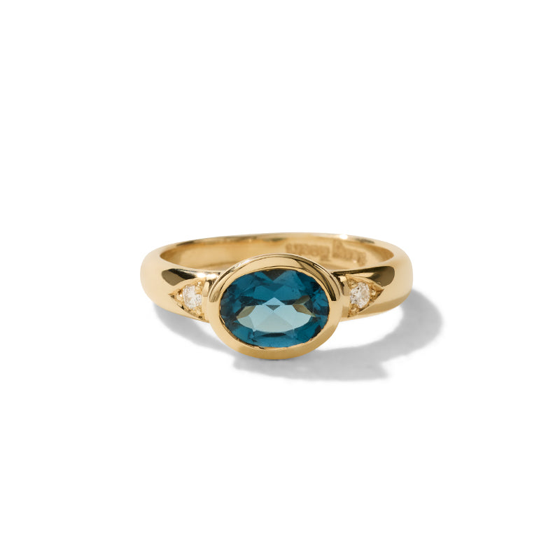 Pallas Ring, London Topaz, 9kt Yellow Gold