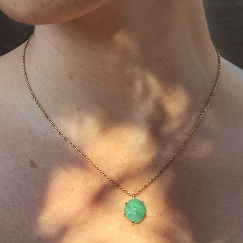 Pebble Necklace, Emerald, 9kt Yellow Gold