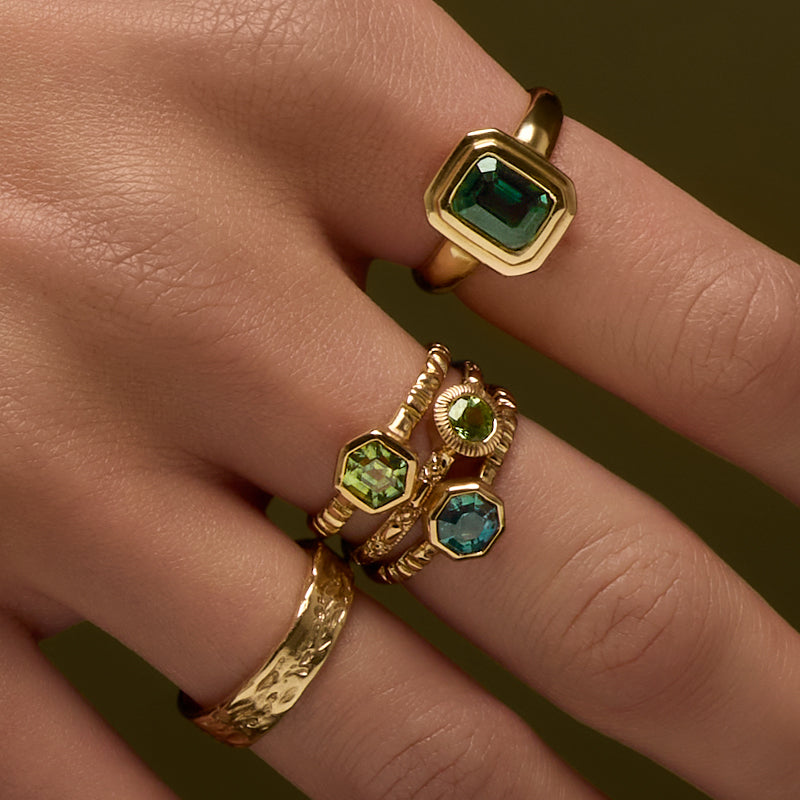 Petra Ring, Green Sapphire, 14kt Yellow Gold