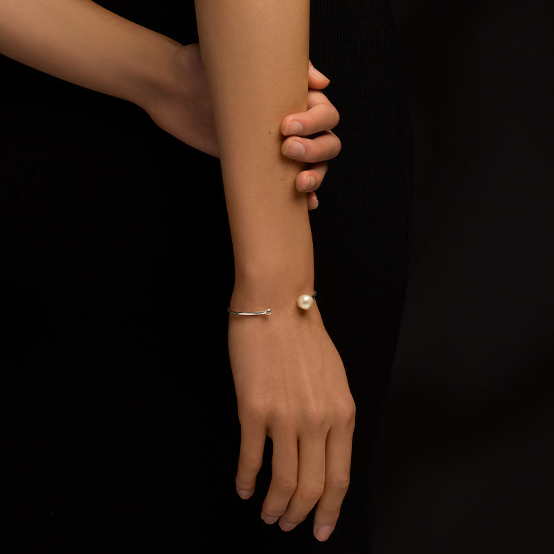 Selena Cuff, Pearl, Silver