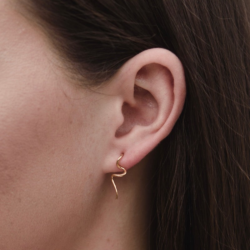 Static Stud, Silver
