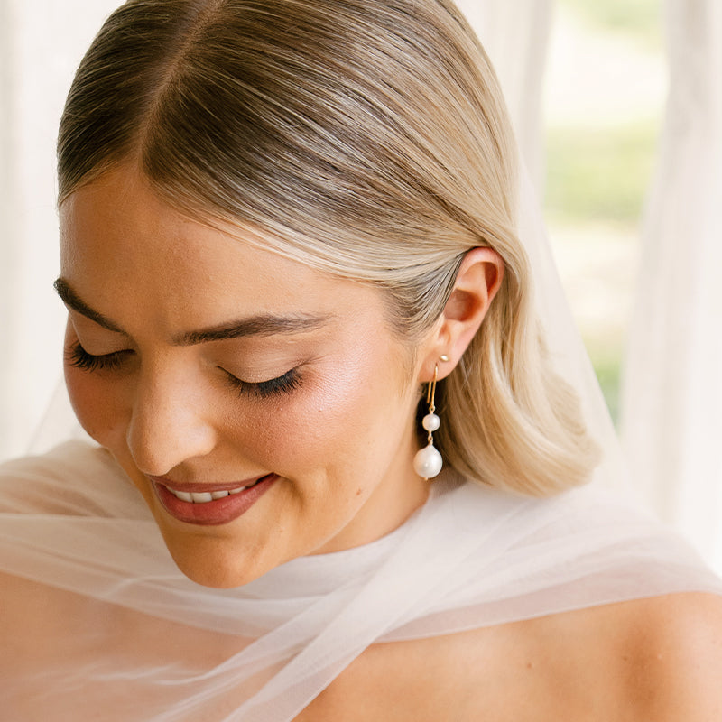 Theia Earring, Baroque White Pearl, Gold