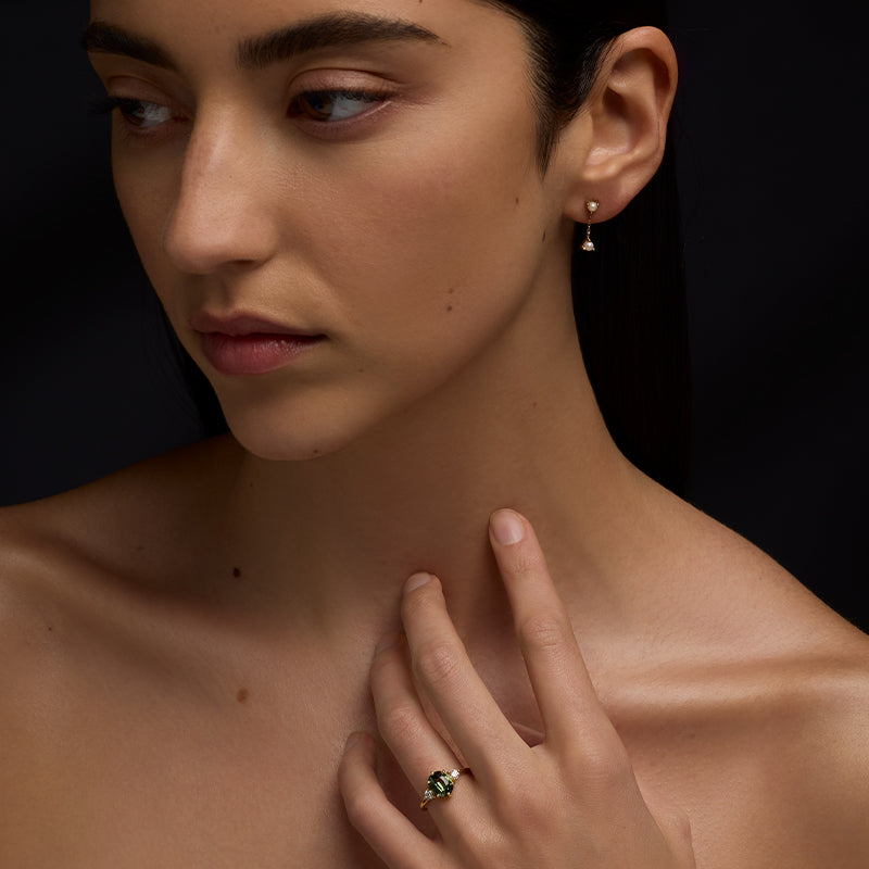 Tiny Duo Stud, Pearl, 9kt Yellow Gold