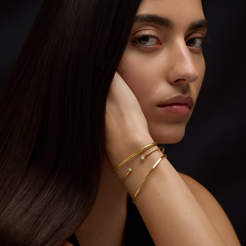 Winkie Cuff, White Opal, Gold