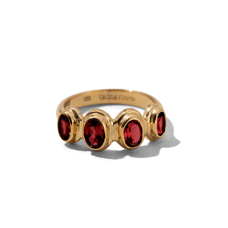 Zante Ring, Garnet, Gold