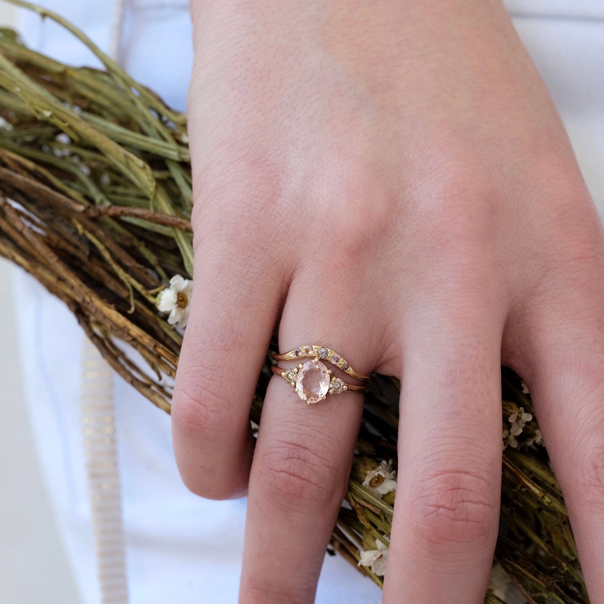 Victoria Ring, Morganite, 9kt Yellow Gold