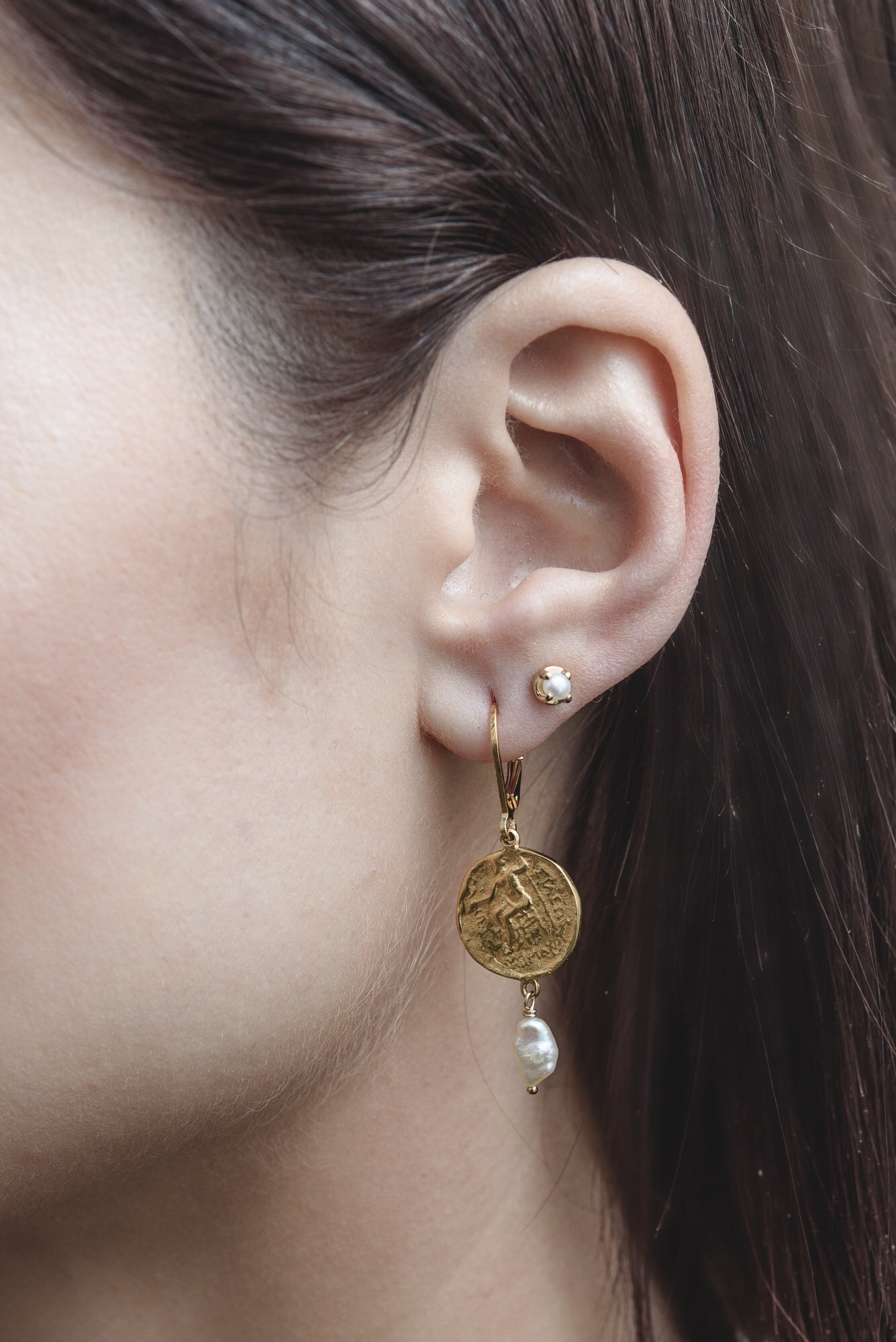 Grecian Earring, Biwa Pearl, Gold