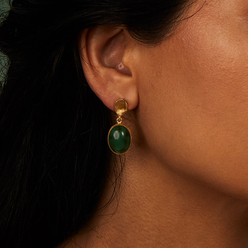Keshi Stud, African Jade, Gold