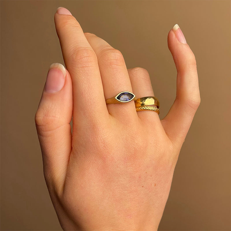 Iris Ring, Iolite, Gold