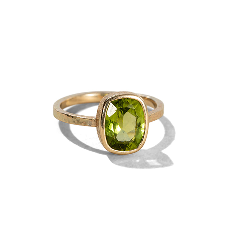 Minerva Ring, Rectangular, Peridot, 9kt Yellow Gold