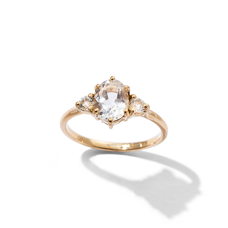 Victoria Ring, White Topaz, 9kt Yellow Gold