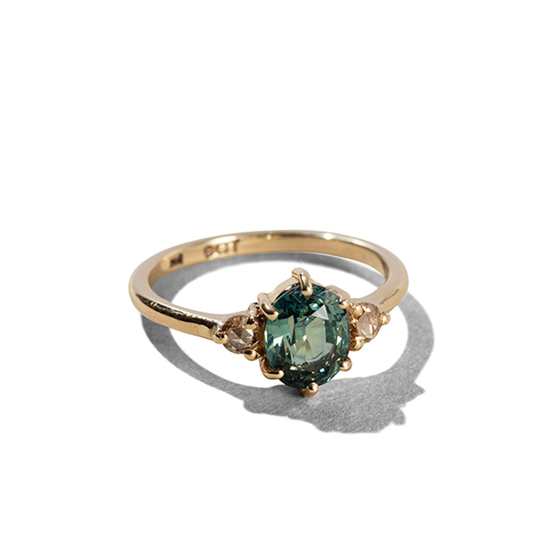 Victoria Ring, Teal Sapphire, 14kt Yellow Gold