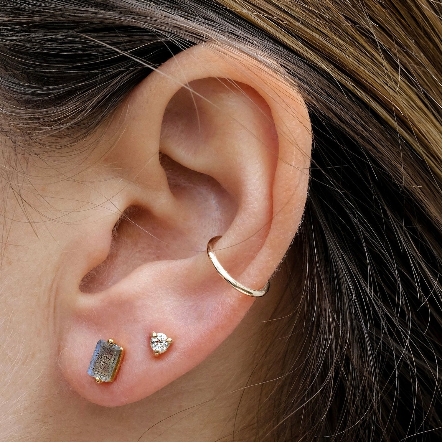 Baguette Mini Stud, Labradorite, 9kt Yellow Gold