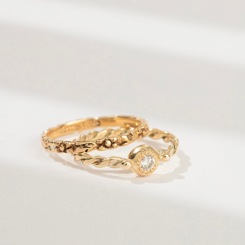 Circe Ring, Diamond, 9kt Yellow Gold