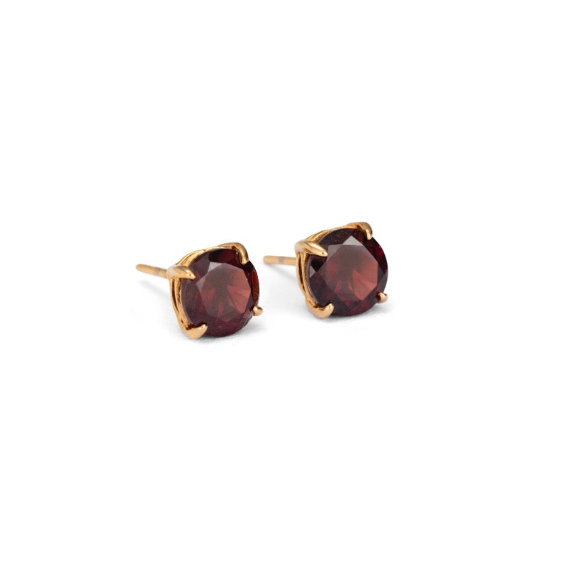 Garnet studs deals