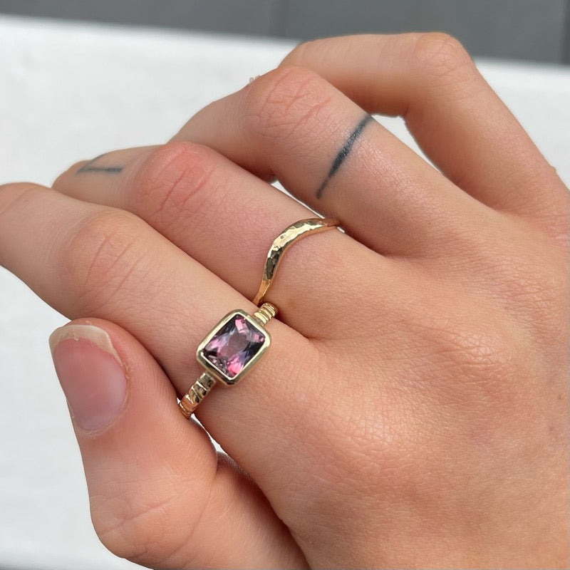 Linea Ring, Bi-Colour Tourmaline, 9kt Yellow Gold