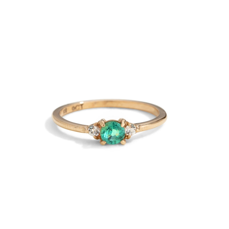 Florence Ring, Emerald, 9kt Yellow Gold