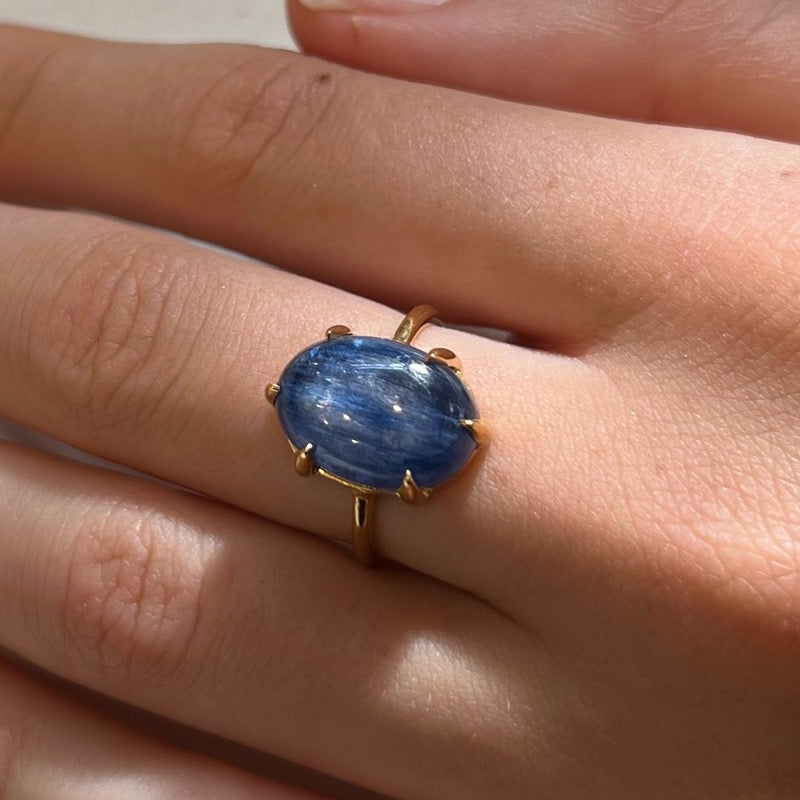 Helene Ring, Kyanite, 9kt Yellow Gold