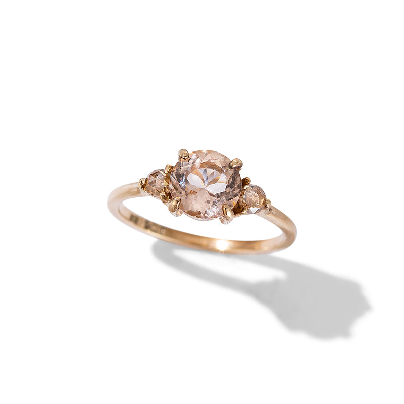 Victoria Ring, Peach Morganite, 9kt Yellow Gold