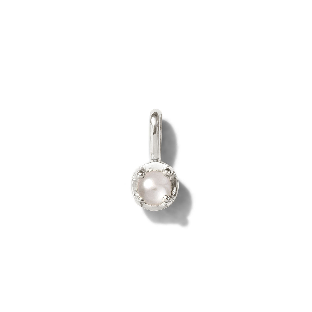 Winkie Pendant, Pearl, Silver