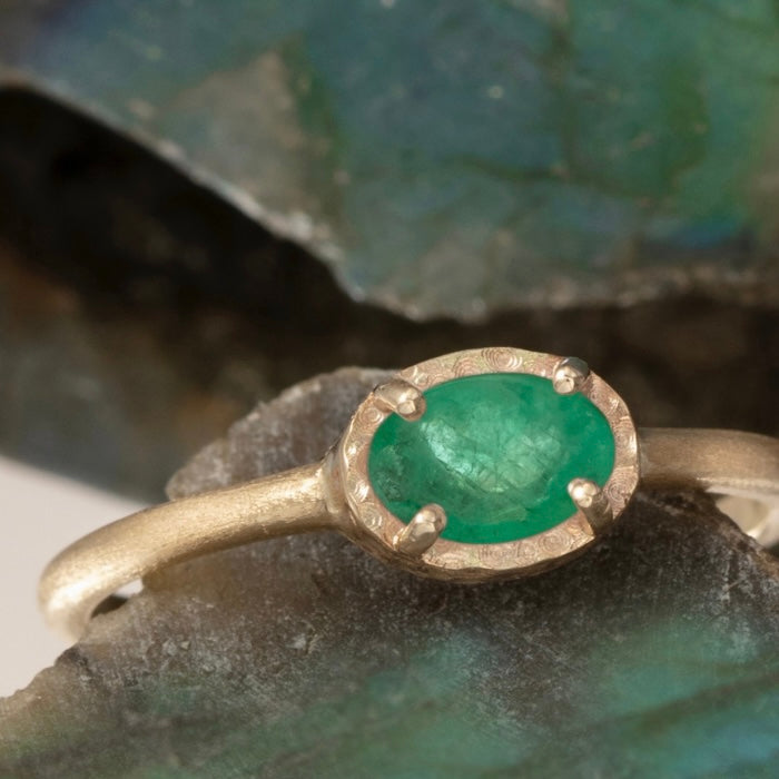 Ceres Ring, Emerald, 9kt Yellow Gold