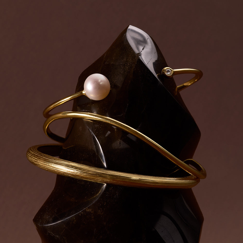 Selena Cuff, Pearl, Gold